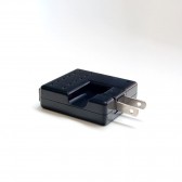 Wall-to-USB Black Charging Adaptor - 110 volt~5 volt (1000mAh)